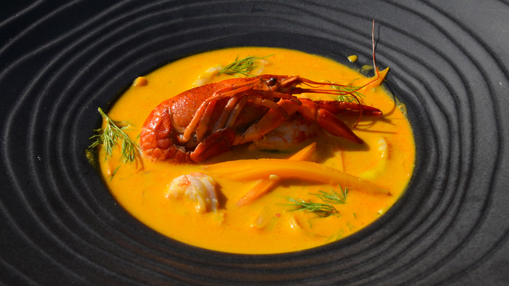 image Velouté d’ecrevisse au piment d’Éspelette